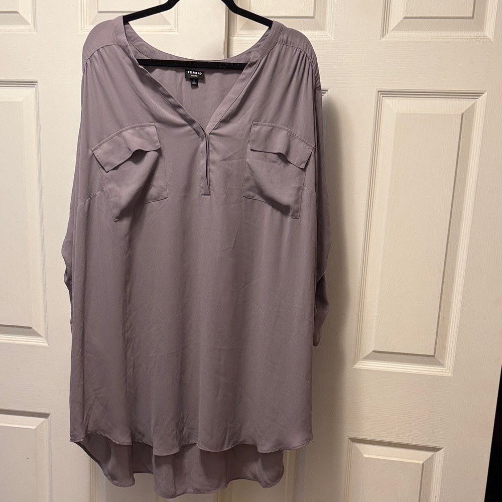 torrid Dusty Lavender V-Neck Tunic with Double Pockets